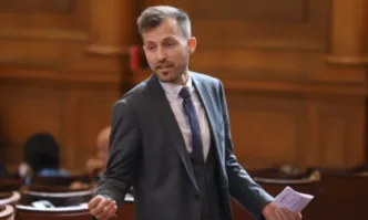 Това че сме шарлатани не ви измива ръцете и не