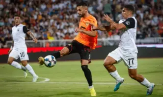 Лудогорец допусна изненадващо поражение с 0 2 от Балкани в първия