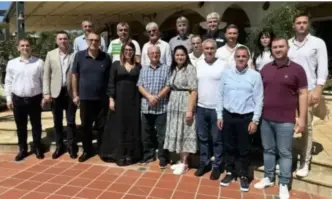 Депутатите подкрепящи Ахмед Доган отказаха да присъстват на насроченото за днес заседание