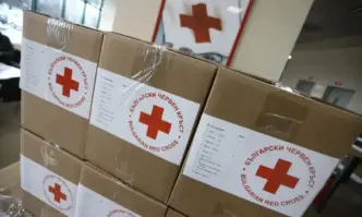 Червеният кръст заяви че намаляването на финансирането ще го принуди