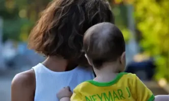 На 32 годишния бразилски футболист Неймар му се роди дъщеря