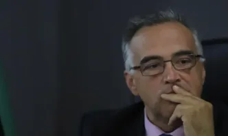 Влизането в политиката на Румен Радев е изключително рисково коментира