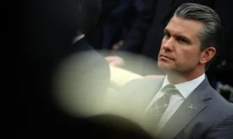 Американският министър на отбраната за Иран: Ще ги удряме, докато са на земята, както трябва да бъде