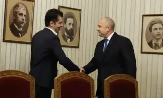 От Фейсбук профила на Калина АндроловаОф всичко мога да приема