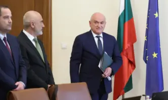 Лена Бориславова се зачуди Това сега какво беше Служебният премиер