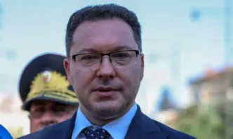 Министър Митов за кризата с боклука: Когато местната власт в София изпусне контрола, първият ѝ инстинкт е да търси виновни извън себе си