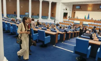 Народното събрание ще гласува на първо четене и промените в Закона за защита на потребителите