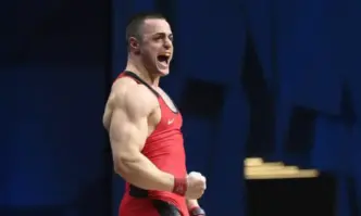 Карлос Насар спечели Световната купа по вдигане на тежести която