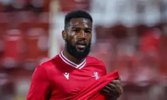 Вижте подробностиСтарши треньорът Саша Илич е твърдо против ЦСКА да