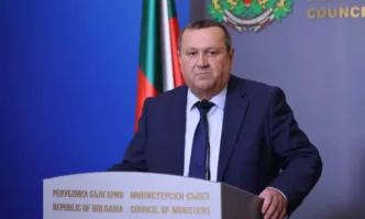 Министър Адемов: Правителството ще подпомогне до 1 380 000 уязвими при скок на цените на горивата