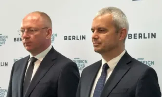Костадин Костадинов и Станислав Стоянов изнесоха речи на първия по
