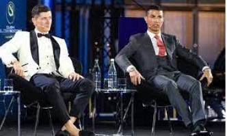 Агентът на Кристиано Роналдо е предложил португалеца на Барселона Според информация