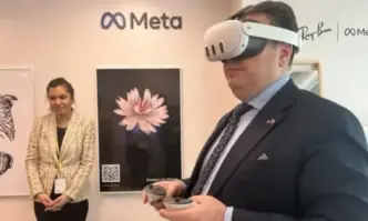 От Фейсбук профила на Делян Добрев Гледам снимките от посещението