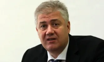 Министър Кацаров професионално и морално катастрофира в този казус заяви