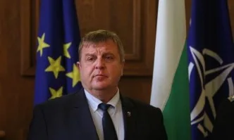Каракачанов към Кънев: Не сте изпратен в ЕП, за да обслужвате интересите на розово-зелените марионетки