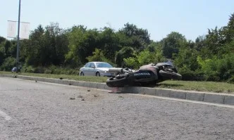 Моторист е в тежко състояние след удар в ТИР на пътя Девин-Кричим