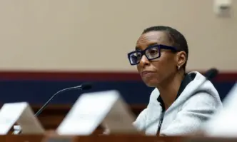 Президентът на Харвардски университет Клодин Гей подава оставка след обвинения