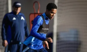 Нидерландецът подписа с Ал Сайлия