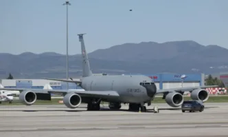  Дни след като американските военни самолети напуснаха страната ни нова