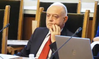 Атанас Атанасов подаде оставка като председател на комисията за контрол