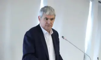 Макар и по бавно но храните продължават да поскъпват коментира пред