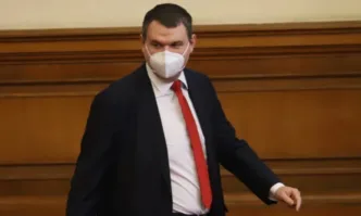 Подкрепяме този кабинет Нека да видим какво ще свършат Всичко