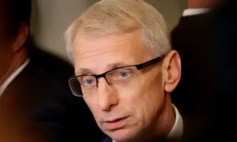 Министър Тагарев сам ще прецени какво да направи заяви Денков