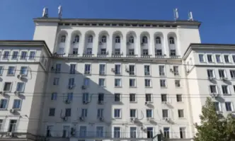 Спортният министър Димитър Илиев ще инициира среща с държавните органи