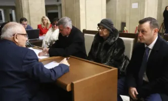 Партия Български възход внесе необходимите документи и 4092 подписа за