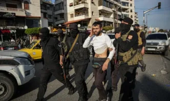 Сирийските сили за сигурност са убили стотици цивилни принадлежащи към