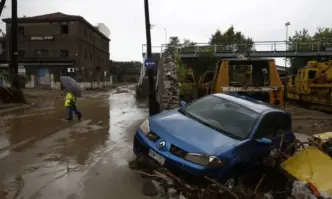 Община Приморско набира доброволци за справяне с последиците от бедствието в Царево