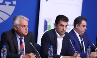 Преследване и стрелба на изхода на София в посока Владая