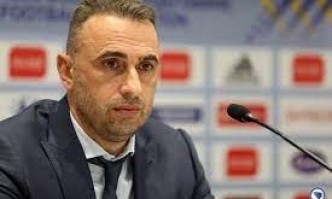 Отборът на Босна и Херцеговина с Ивайло Петев начело допусна