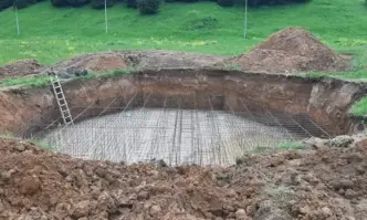 Изграждането на най високия пилон в Европейския съюз на надморска височина