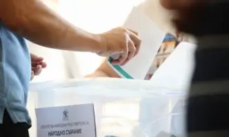 Избирателната активност към 19 часа на Алфа Рисърч е около