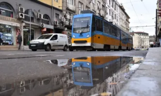 Дрогиран ватман блъсна шофьор в София и избяга