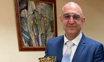 Два клуба обявиха че снемат доверието си от председателя на