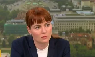 Певицата не знаела за символиката на Паметника на трите поколения