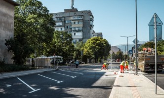 Столичният кмет Йорданка Фандъкова стартира специална програма за пешеходна достъпност