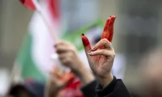 ЕС разширява санкциите срещу Иран