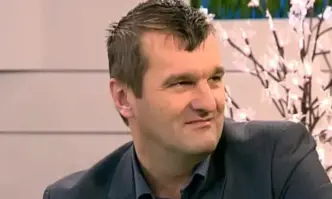 От Фейсбук профила на адвокат Пламен БорисовПърви учебен ден и