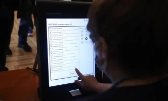 ЦИК обяви обществената поръчка за доставка на още 1500 машини за гласуване