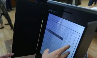 ЦИК започва преговори за още 1500 машини за изборите