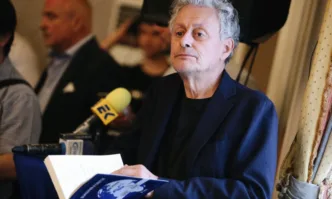 Паси за контактната група: Бих съдействал добросъвестно, безкористно и на ползу роду