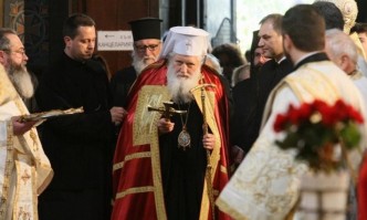Православният свят посрещна Христовото ВъзкресениеНа Великден се чества възкръсването на