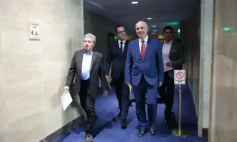 Депутатите ще прекъснат ваканцията си и ще разискват вота на