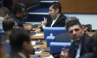 От Фейсбук профила на журналистката Калина АндроловаБорисов бил средна ръка