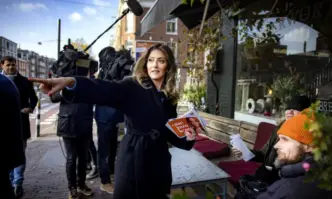 Четири партии се очертават като фаворити докато холандските избиратели решават