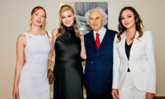 Проектът е реализиран в колаборация с Galerie Adriano Ribolzi и