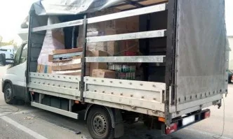 Откриха 79 пакета с хероин в камион, укрити в машини за дезинфекция (СНИМКИ)